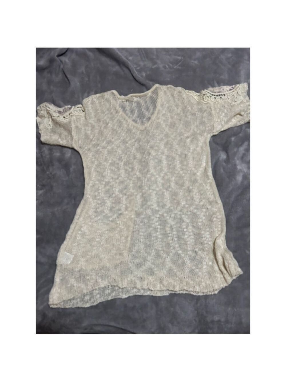 Women's POL Beige Knit V-Neck Sweater with Lace Sleeves, Size S - Picture 4 of 5